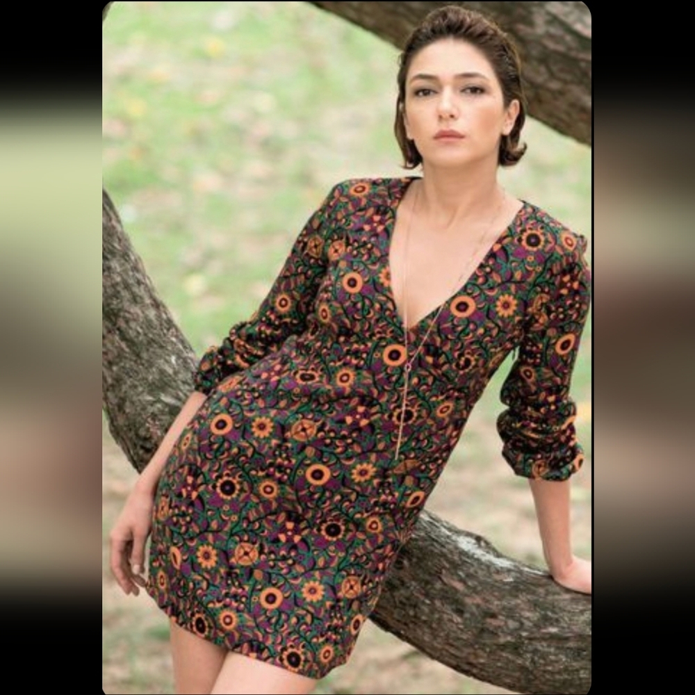 Zara Trafaluc V-Neck Mini Dress Floral Long Sleeves Green Boho Retro Hippie